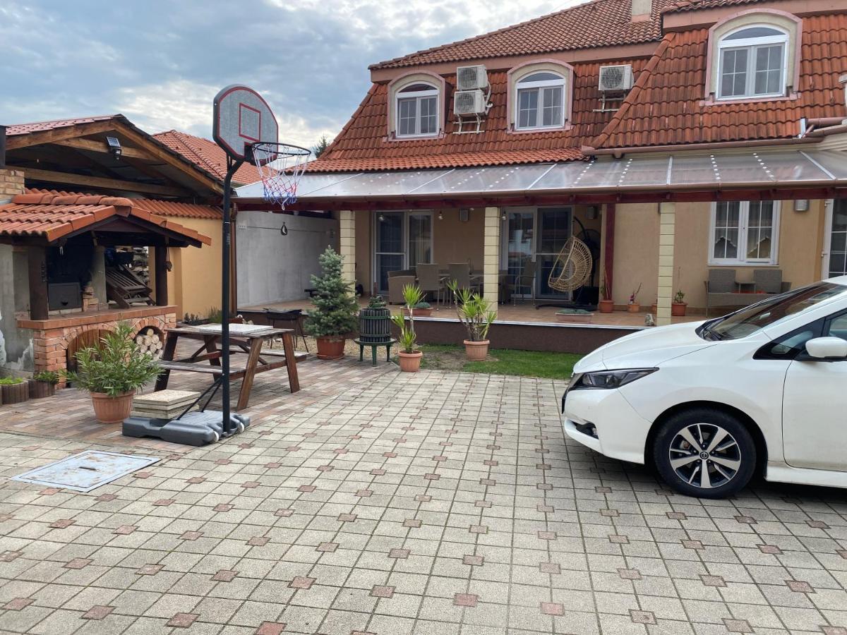 Ambrozia Guesthouse Nagykanizsa Extérieur photo