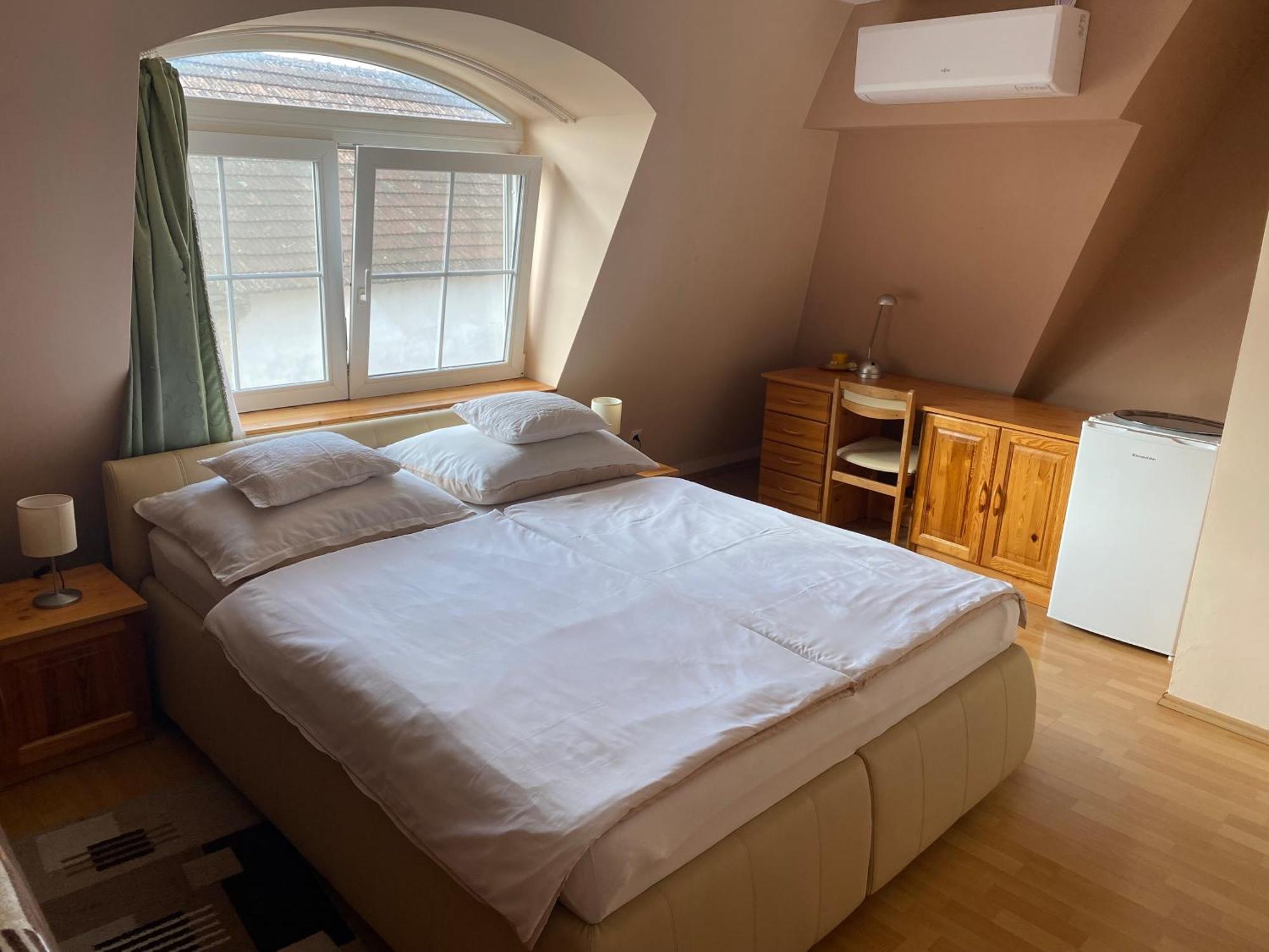 Ambrozia Guesthouse Nagykanizsa Extérieur photo